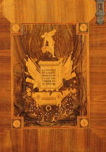 Buffet-kaappi vallankumouksellisella muotoilulla, upotekoristeinen tunnus ja motto (marquetry) tekijältä French School