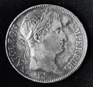 Napoleon I:tä (1769-1821) kuvaava kolikko (metalli)