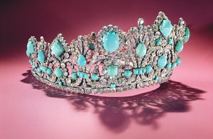 Diadem, Napoleon I:n (1769-1821) lahja Marie Louiselle (1791-1847), tilattu vuonna 1810 (timantti ja turkoosi)