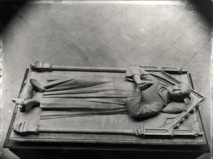 Louis de Francen (1243-60), pyhimyksen Louisin vanhimman pojan hautajaispatsas Royaumontin luostarista (haudan kipsi valettu Basilique Saint-Denis
