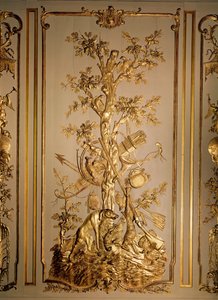 Metsästyspaikka, puupanelointi alun perin Hotel des Etats du Languedocin ruokasalista (kullattua puuta)