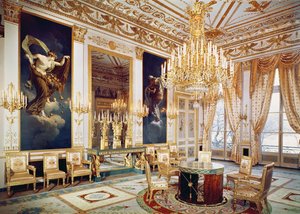 Salon des Quatre Saisonsin sisustus tekijältä French School