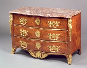 Francois Garnierin Ludvig XV lipasto n. 1730 (ormolu ja marquetry tulppaanipuulla)