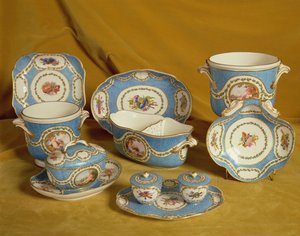 Osa Sevres Melbournen palvelua, 1770-71 (pehmeää posliinia)