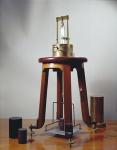 Pietsosähköinen kvartsilaite, suunnittelija Pierre (1859-1906) ja Jacques Curie, 1897 tekijältä French School