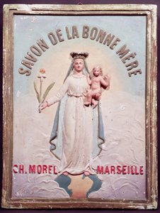 Kilttimainonta Savon de la Bonne Mere, 1880 (kipsi) tekijältä French School