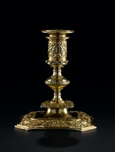 Hopeakullattu kynttilänjalka irrotettavalla suuttimella, Lennoxloven wc-palvelusta, jonka omistaa Frances Teresa Stewart, Richmondin ja Lennoxin herttuatar: Ranska, Pariisi, Pierre Masse, 1661 - 1662 tekijältä French School