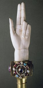 Oikeuden käsi, St. Denisin aarre (norsunluu ja jalokivet) (katso myös 154946)