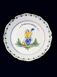 Tyytyväinen Patriot-lautanen (keraaminen) tekijältä French School