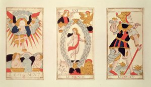 Kolme tarot-korttia, jotka kuvaavat tuomiota, maailmaa ja hullua (värillinen puukaiverrus) tekijältä French School