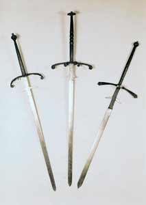 Kolme kahden käden miekkaa, 1570 (metalli) tekijältä French School