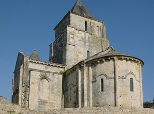Näkymä Pyhän Pietarin kirkolle tekijältä French School