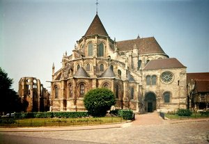 Näkymä Notre-Damen katedraalille, rakennettu noin 1150-1220 tekijältä French School