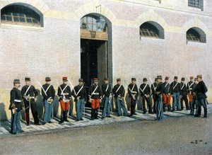 Kävelyluokat: äskettäin hyväksytyt republikaanivartijat ovat aliupseerit; he jatkavat oppituntejaan jalan luutnantin johdolla - "Album militairessa" - Legion de la Garde tekijältä French School