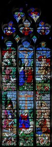 Ikkuna w25 kuvaa ristiinnaulitsemista Hubertin ja St Christopherin kanssa; Alla on luovuttaja Louis de Roncherolles ja vaimo Francoise de Halluin sekä St Louis ja St Francis tekijältä French School