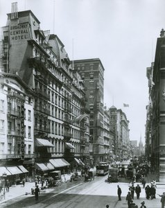 Broadway Bond Streetiltä pohjoiseen, New York City tekijältä G.P. Hall und Sohn