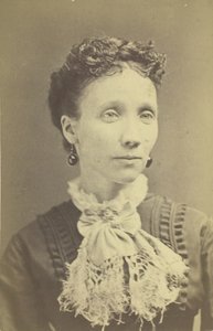 Nimetön naisen muotokuva, 185099. tekijältä G. C. Gilchrest