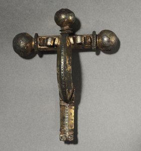 Varsijousi fibula, n. 350-400 tekijältä Gallo Roman