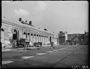Kauppahalli, Worcester Street, Bull Ring, Birmingham, 1941. tekijältä George Bernard Mason