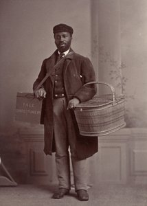 Theodore Ferris [oikealla], n. 1869