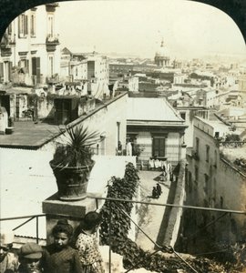 Napolin kukkuloista, Italiasta, vuodelta 1909.
