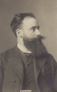 Hermann Sudermann (1857-1928), saksalainen näytelmäkirjailija ja romaanikirjailija (s/w-kuva). tekijältä German Photographer