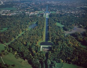 Barokkitide: Ilmakuva Nymphenburg Parkista 1600-luvun Münchenissä, Saksassa tekijältä German School