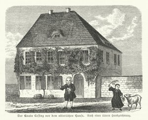 Saksalainen filosofi ja dramaturgi Gotthold Ephraim Lessing isänsä talon ulkopuolella Kamenzissa poikana (kaiverrus) tekijältä German School
