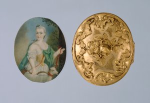Medaljonki, jossa Wilhelmine Diana, 1700-luvun puoliväli (kullattua messinkiä, norsunluua ja lasia)