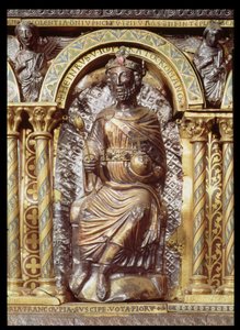 Keisari Kaarle Suuren (742-814) pyhäkkö, yksityiskohta Henri IV:stä (1050-1106) 1215 (kulta- ja champleve-emali) tekijältä German School