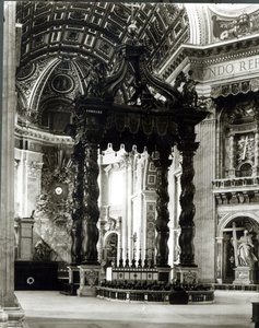 Huonekalut ja erilaiset esineet 1100- ja 1300-luvuilta tekijältä Gian Lorenzo Bernini