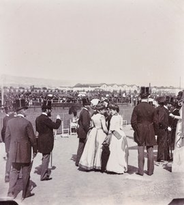 Katsojien kilparata Cascine Parkissa: Giovanni Fabbroni, marsalkka Eugenio Niccolini ja hänen puolisonsa, kreivitär Guicciardini, L. Manara