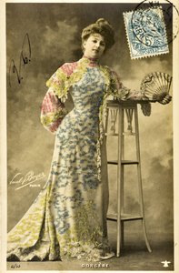 Postikortti: Arlette Dorgeren muotokuva/Nee Anna Mathilde Irma Jouve (1880 - 1965), koomikko, tanssija ja laulaja