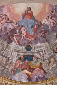 Genova, Duomo (Pyhän Laurentiuksen katedraali), sisällä, Lercari-kappeli tai Siunatun Sakramentin kappeli (pohjoinen apsidi), apsi: "Neitsyen taivaaseenotto", fresko Giovanni Battista Castello tunnetaan nimellä Bergamasco