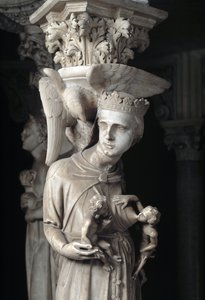 Yksityiskohta Giovanni Pisanon (1248-1314) tuolia tukevista veistoksista: kirkko ruokkimassa lapsiaan (Yksityiskohta marmorista saarnatuolia tukevista veistosista, kirkko ruokkii lapsiaan) 1302-1311 Pisan katedraali (Duomo di Pis) tekijältä Giovanni Pisano