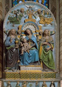 Neitsyt ja lapsi Pyhän Madeleinen ja Pyhän Johanneksen evankelista Marmori- ja terrakottapolykromin kanssa, kirjoittanut Giovanni della Robbia (1469-1529) Firenze, Santa Crocen kirkko, Cappella Pulci