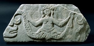 Reliefi, joka kuvaa kaksoispyrstöistä merenneitoa, mahdollisesti Kykladeilta, 1700-luvun lopulla (marmori) tekijältä Greek School