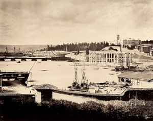 Konstantinopolin satama-alue ja telakka Turkissa