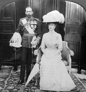 Kuningas Yrjö V 1865-1935 ja kuningatar Maria 1867-1953, 1900-luvun alku.
