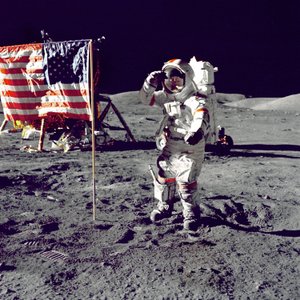 Cernan Jump Salutes -lippu, 1972. tekijältä Harrison Schmitt