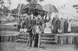 John Boko Cobham, Etelä-Nigerian vanhan Calabarin kuningas, 1912 tekijältä Harry Johnston