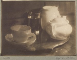 [Tea Still-life, versio III]