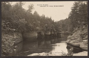 Wisconsinin laivaston telakka Dellsissä tekijältä Henry Hamilton Bennett