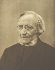 Erittäin Reverend Dean Bradley, n. 1893.