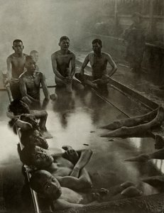 Yleinen kylpylä Kanawassa, 1910. tekijältä Herbert Ponting