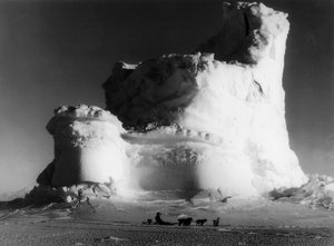 Jäälinna, Etelämanner, vuodelta 1911 tekijältä Herbert Ponting