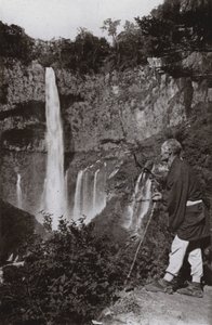 Kegon no Taki (b/w p hot) tekijältä Herbert Ponting