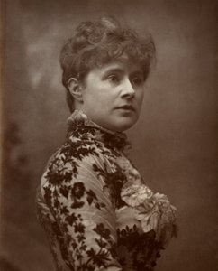 Alice Lingard, brittiläinen näyttelijä ja laulaja, 1884