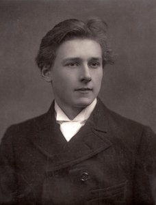 Edward Gordon Craig, noin 1890 (kuva). tekijältä Herbert Rose Barraud