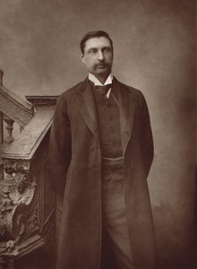 Muotokuva kirjailija Sir Henry Rider Haggardista 1856-1925. tekijältä Herbert Rose Barraud